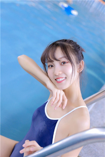 草莓榴莲向日葵深夜释放自己下载