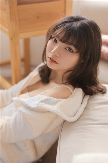 向日葵草莓视频小猪多人运动