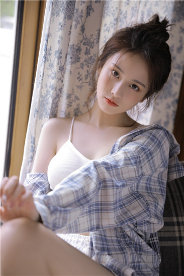 草莓樱桃榴莲绿巨人丝瓜免费版