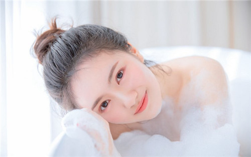 一区二三国产好的精华液最新版