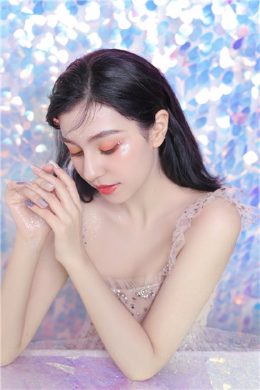 香蕉草莓榴莲秋葵哈密瓜