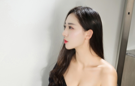 精品日产卡一卡二卡927手机版