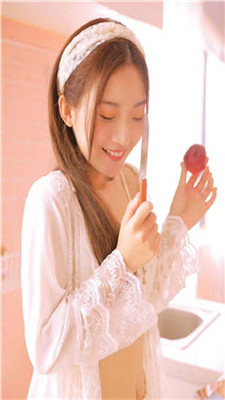 小尤奈车里6分钟视频