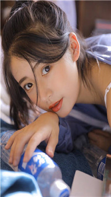 美女来了免费观看