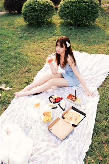 24小时在线观看免费直播视频