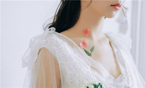 女狱秘闻