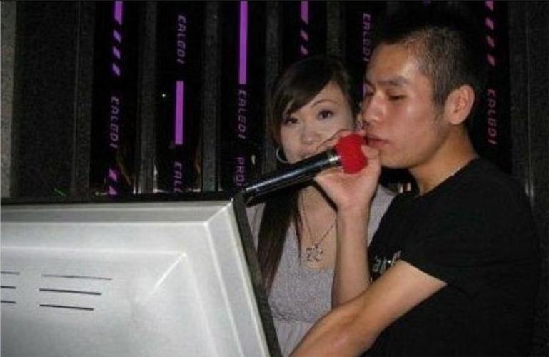 南航双流机场艳照门