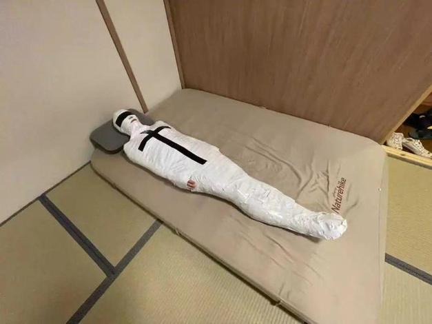胶衣小说