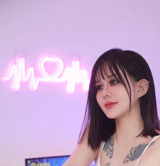 尤物在线精品视频免费版