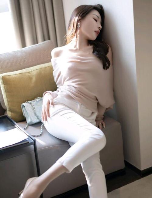 久久精品一区二区视频