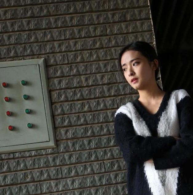 精品大学生白丝袜在线视频