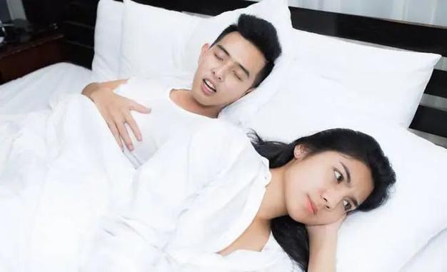 女人自熨全过程视频免费网站