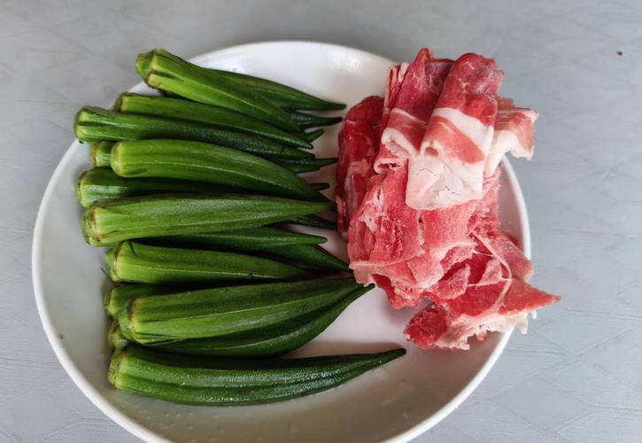 污秋葵草莓黄瓜荔枝丝瓜色多多