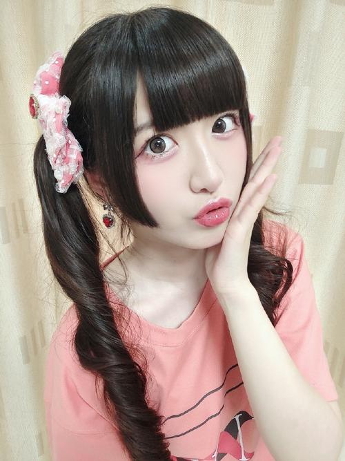 依依成人精品视频在线播放