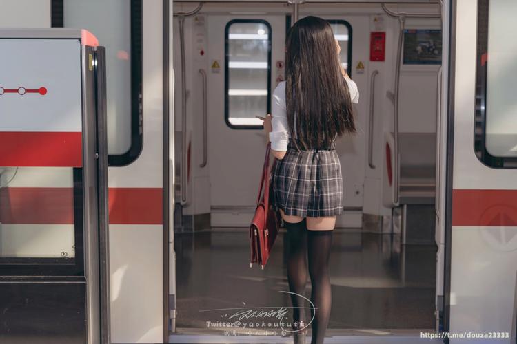 啦啦啦中文日本免费高清百度中文版