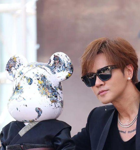 罗志祥代言鸭脖视频