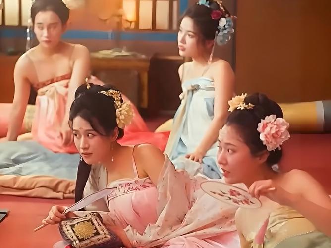 小青楼上楼在线观看