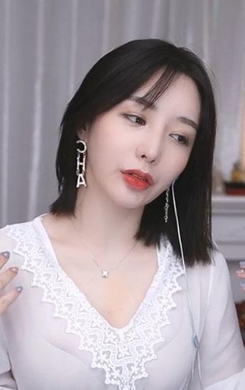 芭乐榴莲丝入口影视