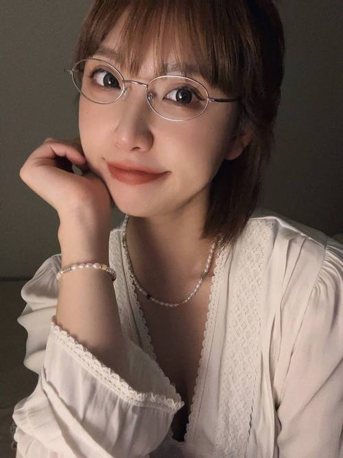 伊人久久大香线蕉av色首页