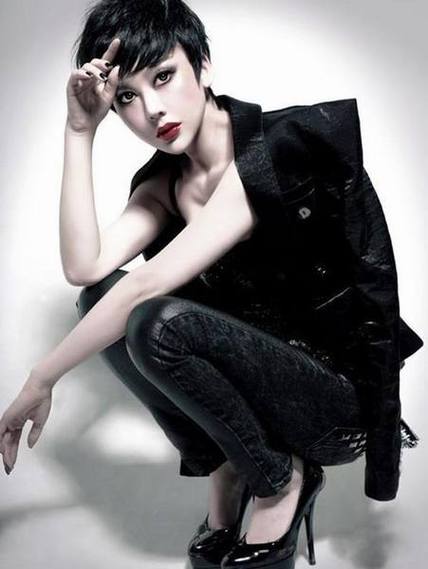 乌鸦传媒国产剧情