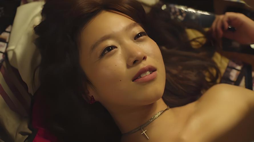 偷偷亚洲女人的天堂