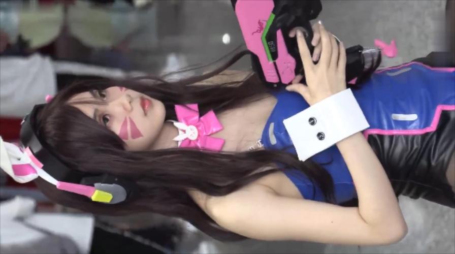 从后面玩弄极品美女视频