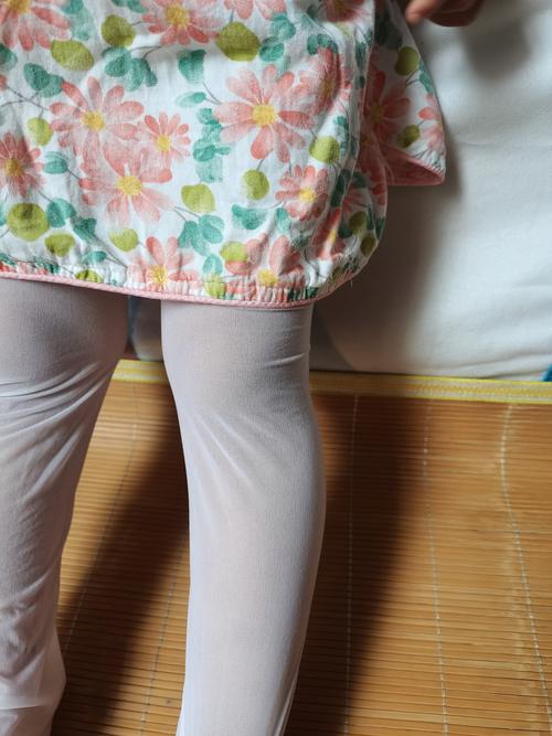 小宝贝app老司机丝袜