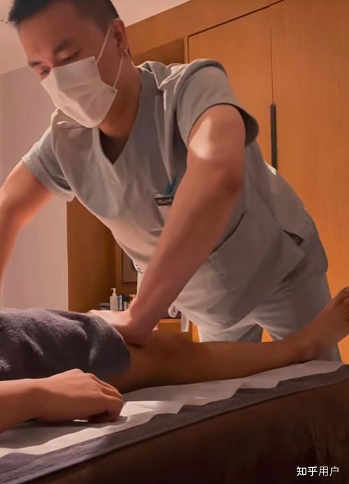 私密按摩师无删减在线播放