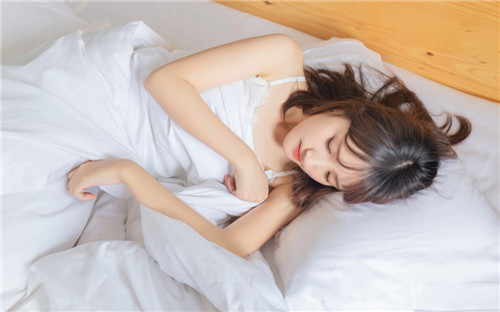 红色一片成人免费视频