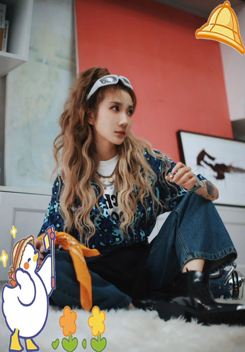 中国大陆女rapper18岁仙踪林