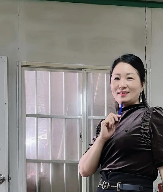 沈阳熟女露脸对白视频