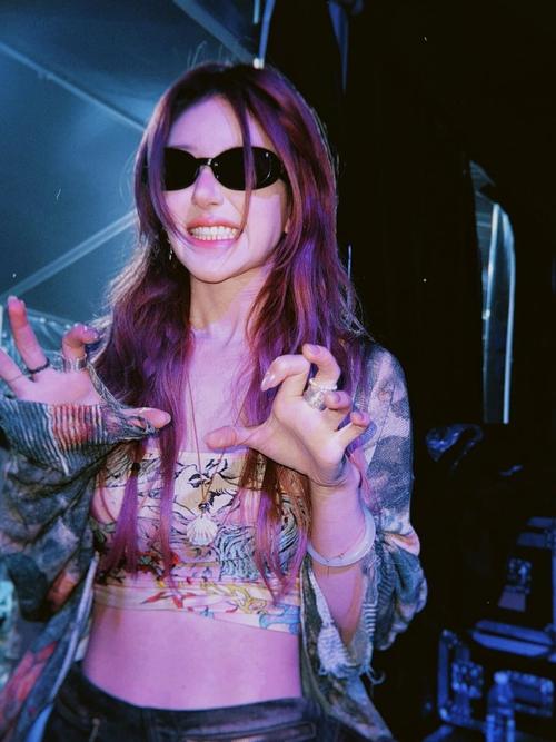 18岁女rapperdisssubs欧美经典版