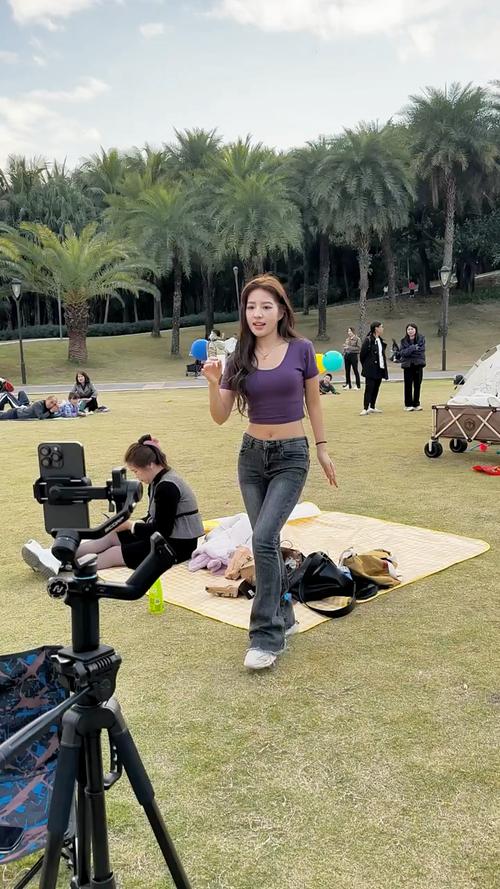 户外勾搭打野战直播在线