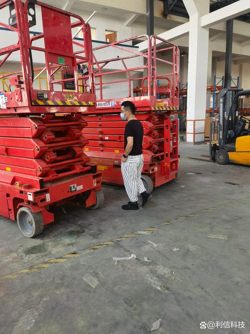 管鲍分拣中心入口视频