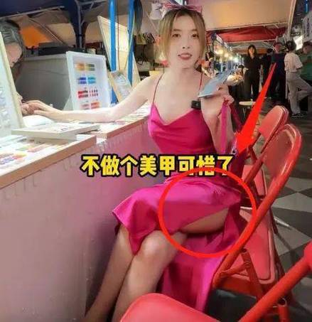 真实偷拍各种走光福利小视频