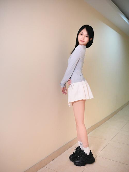 极品粉嫩学生一线天