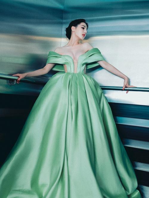 迪丽热巴事业线