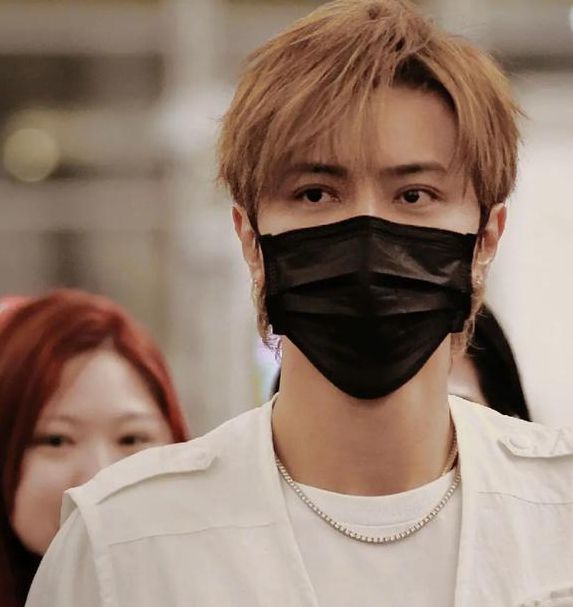 罗志祥代言鸭脖视频