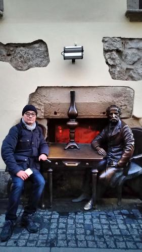 蜜芽仙踪林 老狼信息