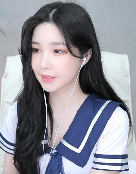 豆奶富二代榴莲草莓丝瓜