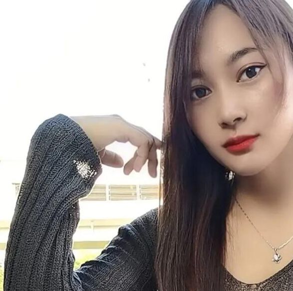 YouPornYouJizz丰满少妇