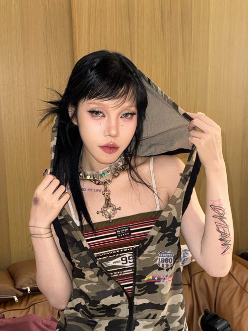 18岁女rapperdisssubs完整版