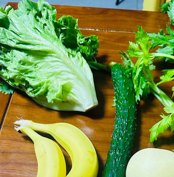 草莓秋葵菠萝蜜黄瓜丝瓜苹果