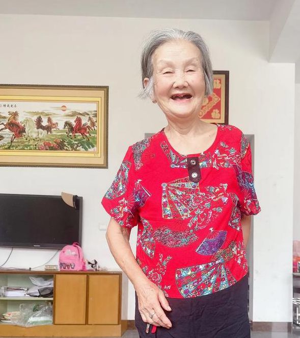 老太太80CHEAPWINDOWSVPS