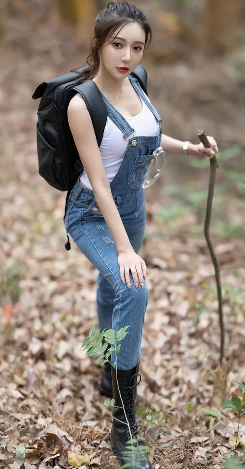 美女户外大秀