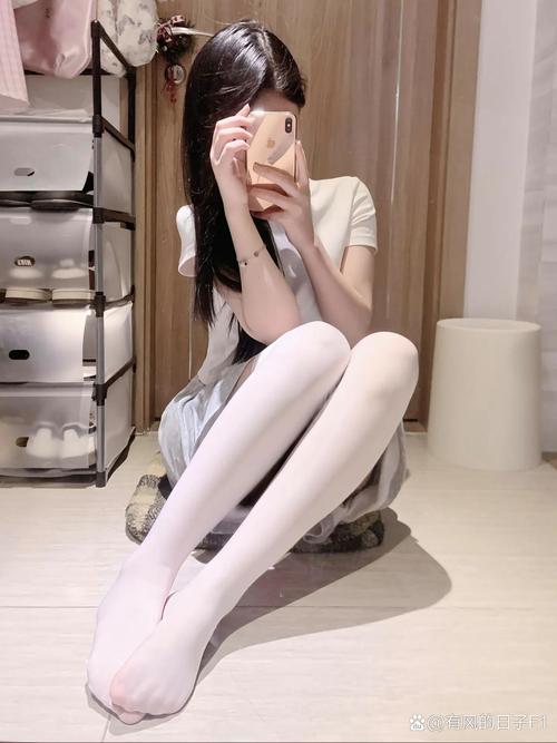 采精的小蝴蝶白丝精厕