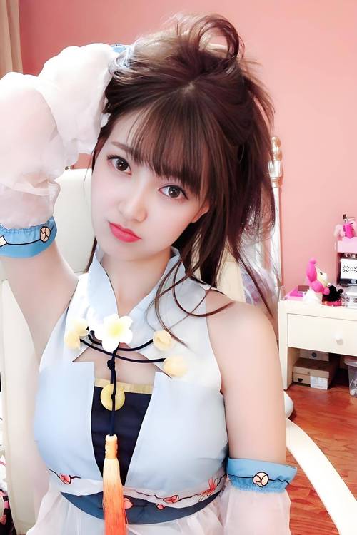 美女光溜溜的免费视频