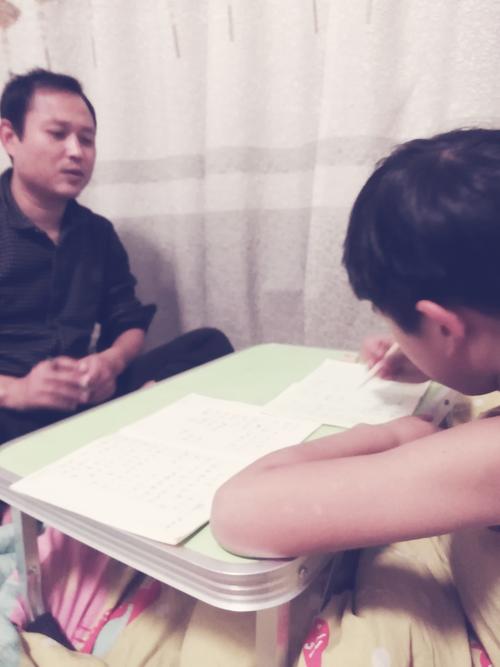 坐在学长的棒棒上写作业在线视频